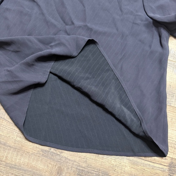 Emanuel Navy Blue Women's Top Size 12 / 46 - Picture 2 of 8